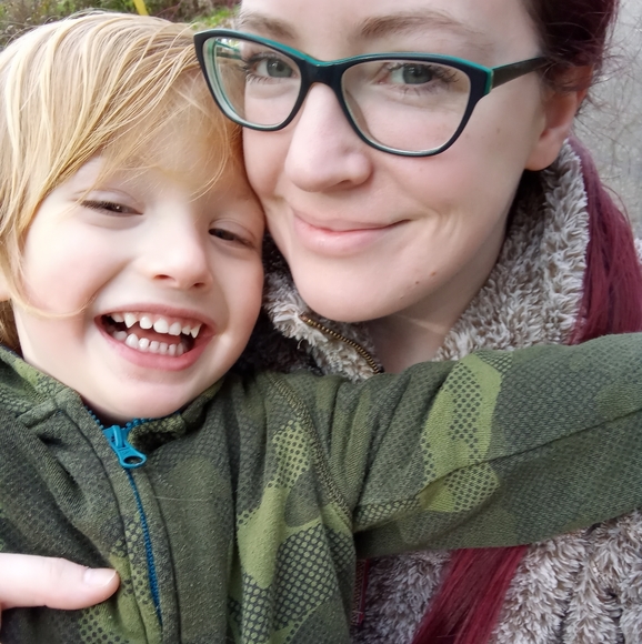 Meet the Posher Other - Meet your Posher, Chrissy